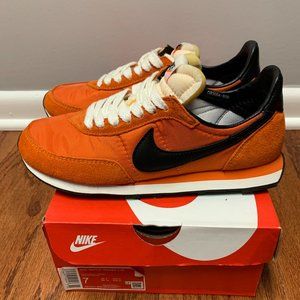 Nike Waffle Trainer 2 SP DB3004-800 Starfish/Black Mens Size 7